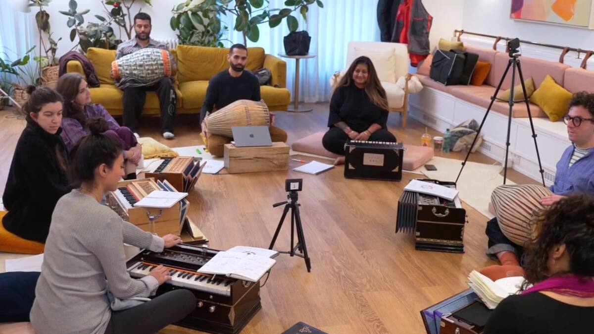 Radhika Das — 100-Hour Kirtan Training