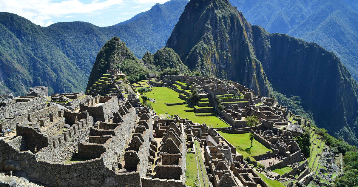A Sacred Journey to the Heart of Peru with Nina Rao & Bibi Lorenzetti