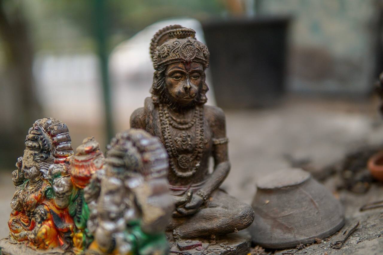 The Story Scriptures Behind Kirtan: Epics, Puranas, and the Names We Sing